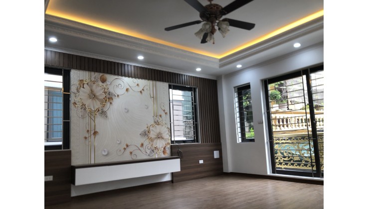 Bán nhà 50m2 (lô góc ngõ thông kinh doanh) ngõ 255 Nguyễn Khang, Cầu Giấy, HN